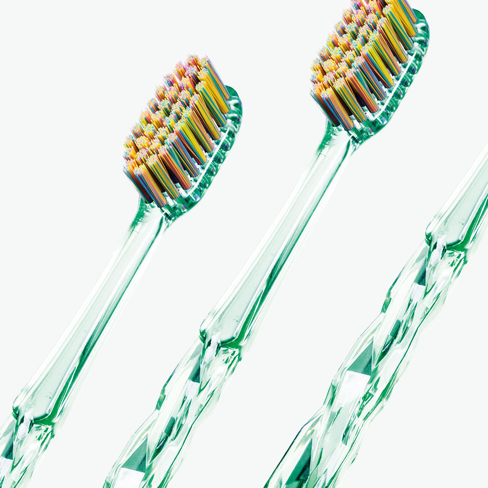 Использованные зубные щетки зубная щетка dr bei c1